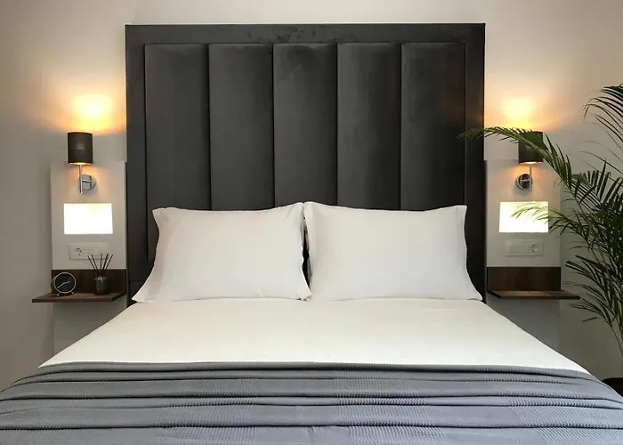 Гостьовий будинок Antares Luxury 2 Спліт