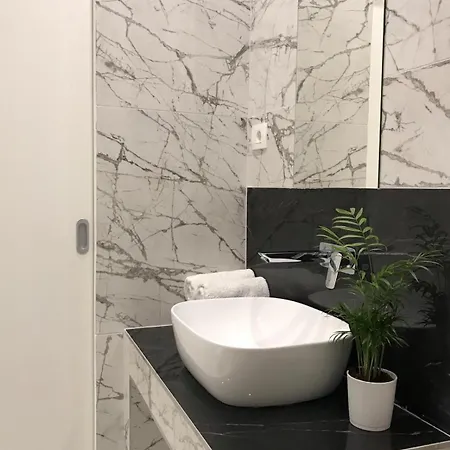 Antares Rooms Split 2