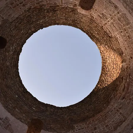 게스트하우스 Antares Luxury 2 3*