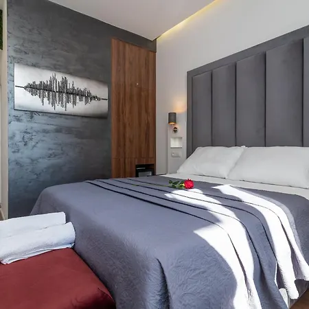 Antares Rooms Split 2